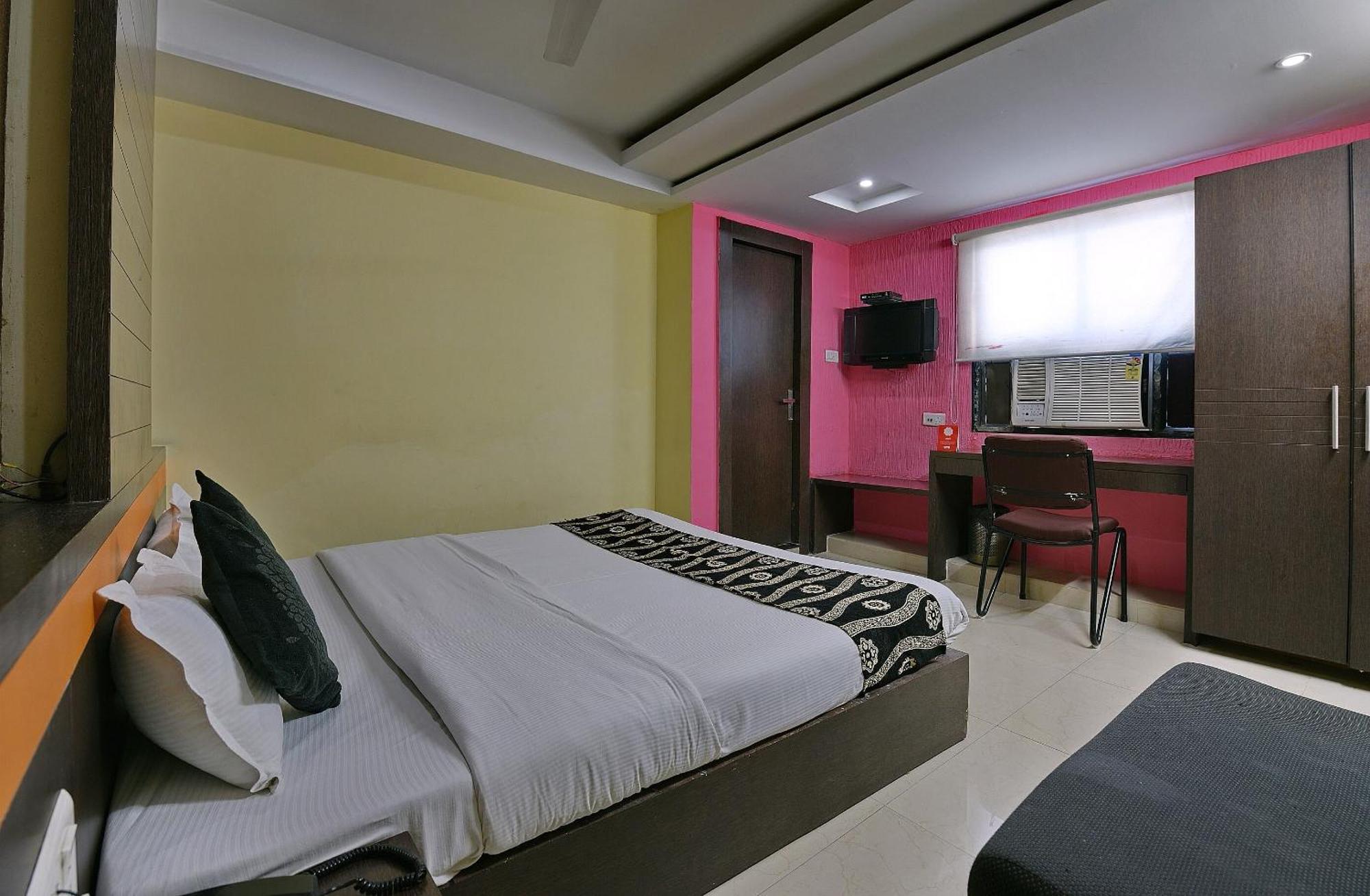 Collection O Diamond And Residences Indore Exterior photo